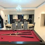 Villa Parisienne Modern Guest House